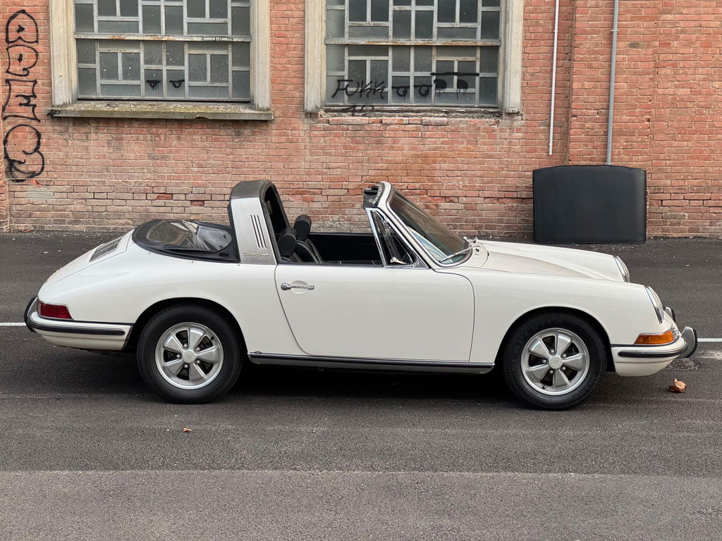 Porsche 911 (F-Modell)