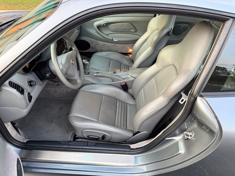 Porsche 996 Carrera 4S