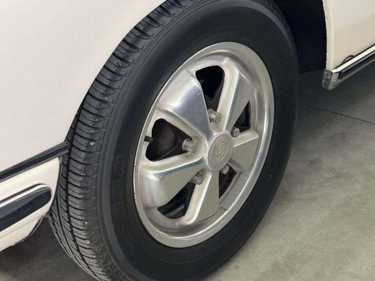 Porsche 911 (F-Modell)