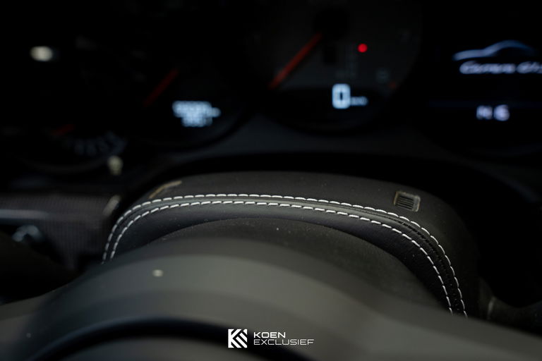 Porsche 991.2 Carrera GTS