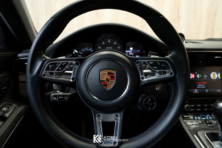 Porsche 991.2 Carrera GTS