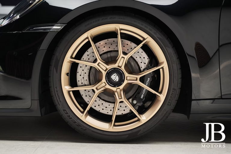 Porsche 992 GT3 Touring