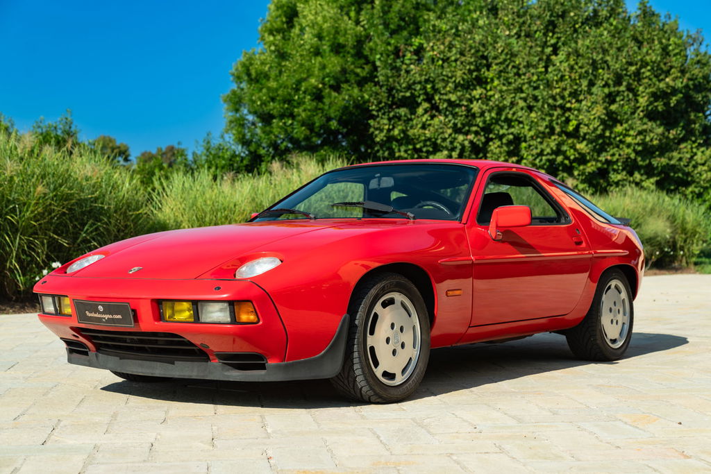 Porsche 928 S