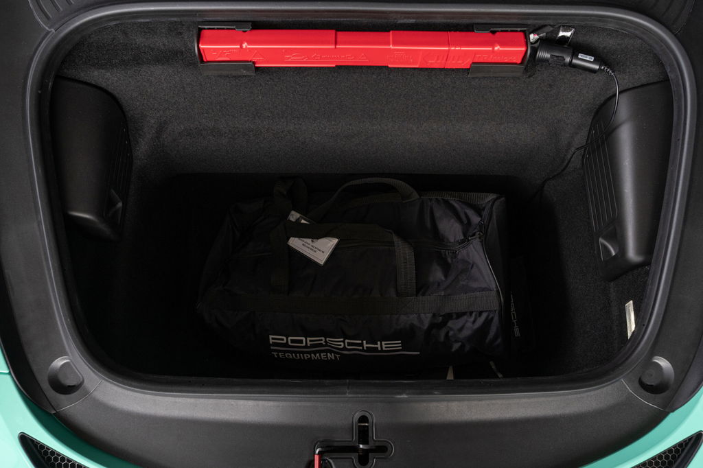 Porsche 718 Spyder RS