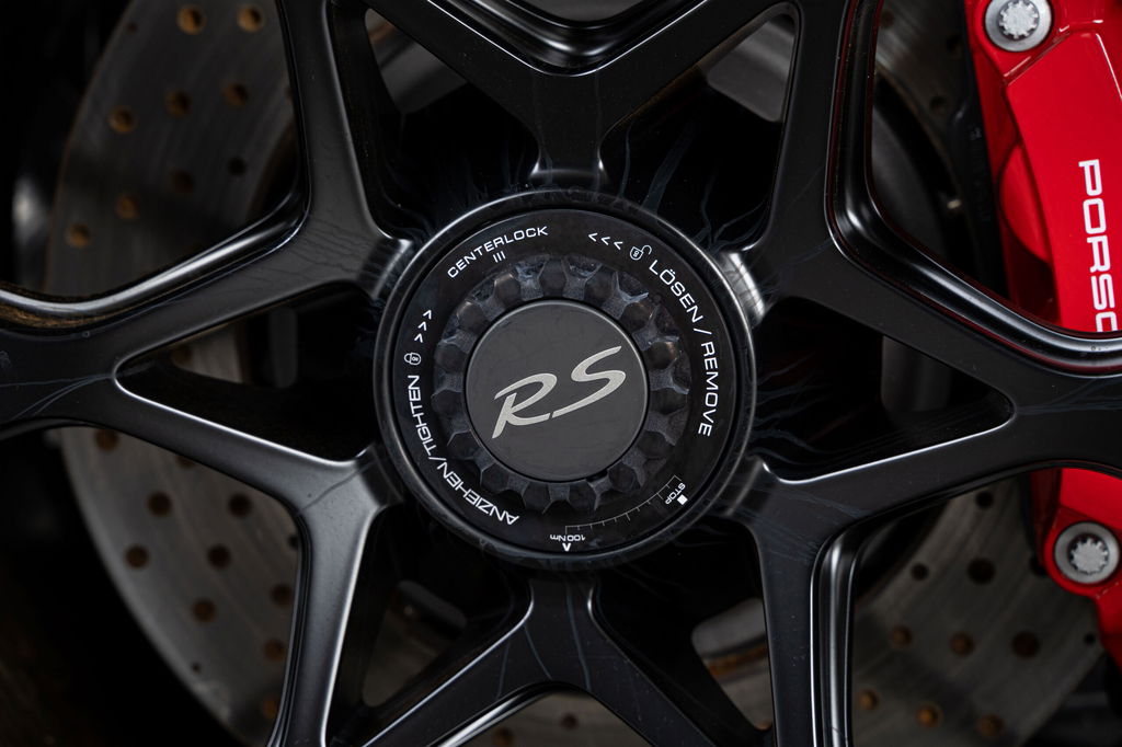 Porsche 718 Spyder RS