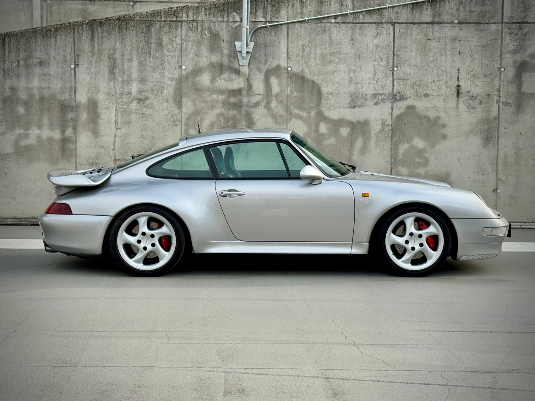 Porsche 993 Turbo 1998 - elferspot.com - Marketplace for Porsche Porsche 993 Turbo 1998 - elferspot.com - Marketplace for Porsche