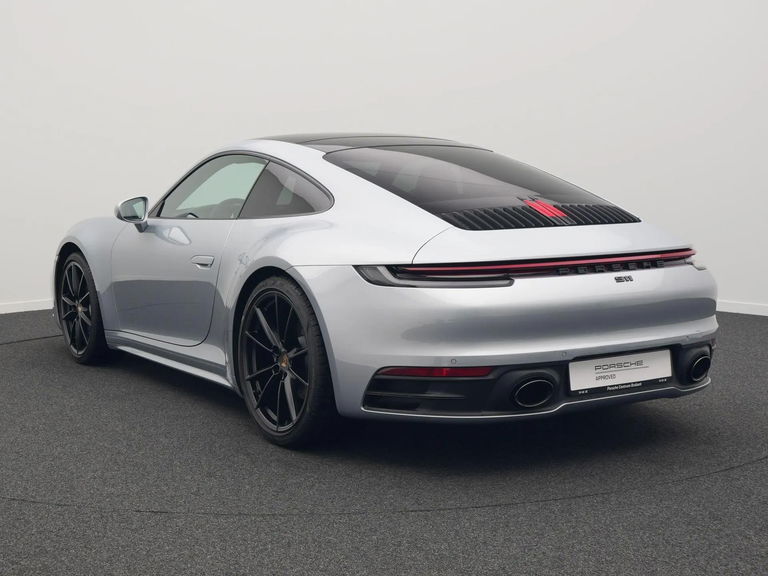 Porsche 992 Carrera