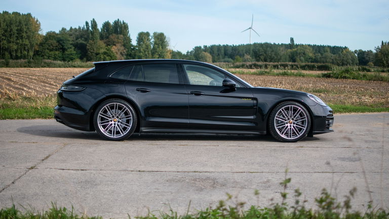 Porsche Panamera 4 E-Hybrid
