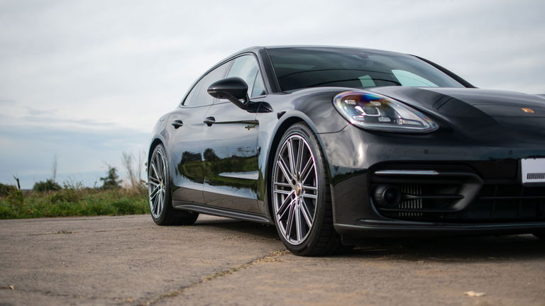 Porsche Panamera 4 E-Hybrid