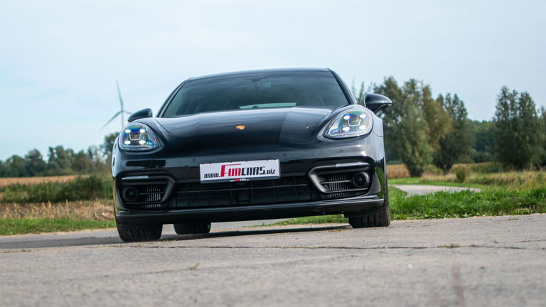 Porsche Panamera 4 E-Hybrid