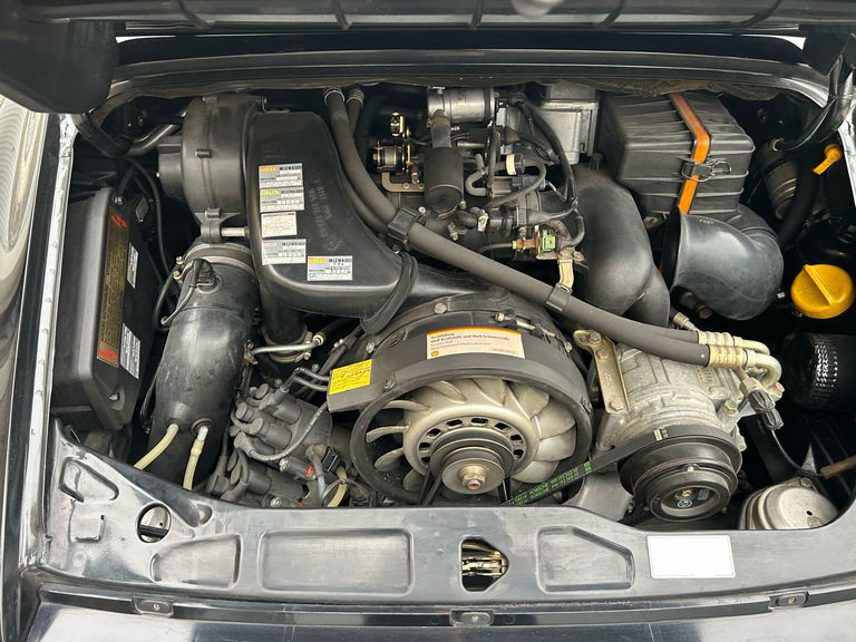 Porsche 964 Carrera 2 Speedster