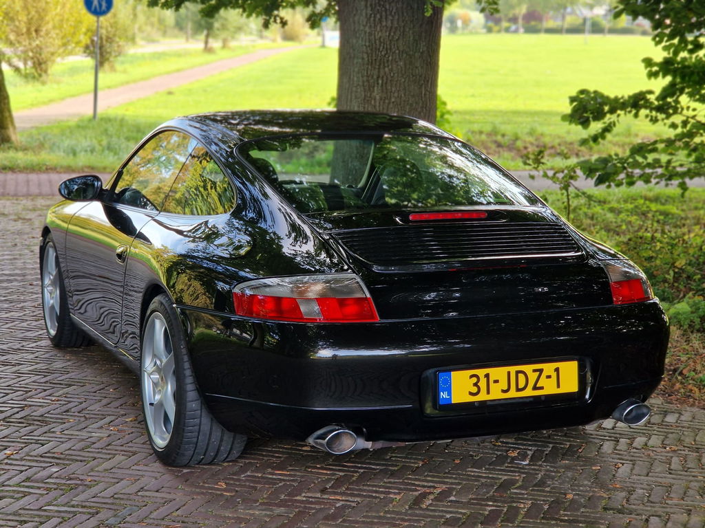 Porsche 996 Carrera
