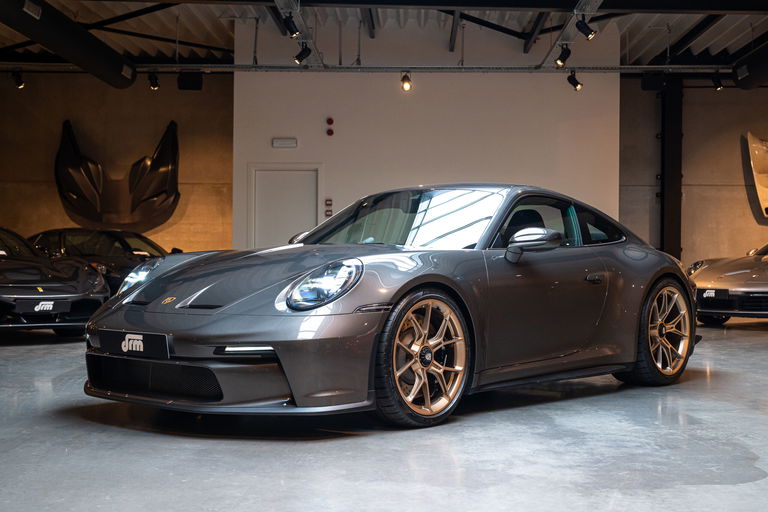 Porsche 992 GT3 Touring