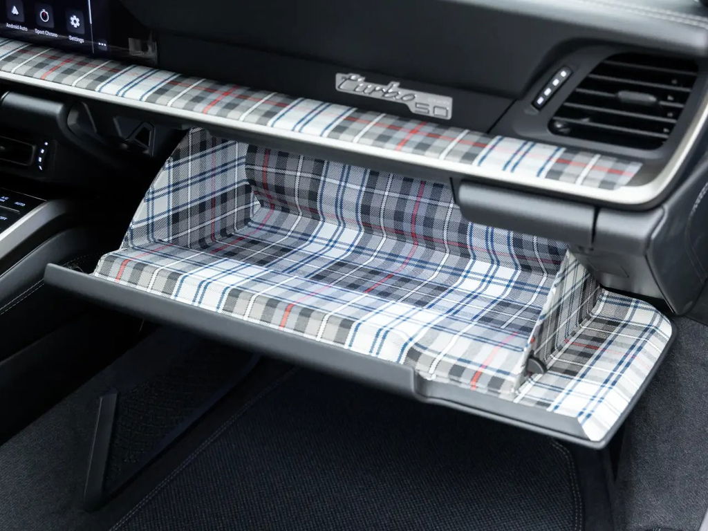 Porsche 992 Turbo 50 Jahre