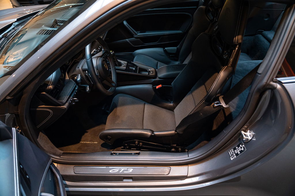 Porsche 992 GT3 Touring