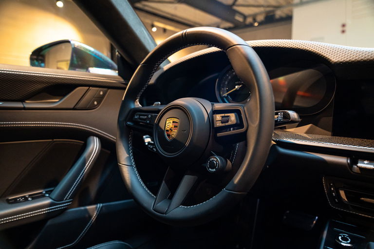 Porsche 992 GT3 Touring