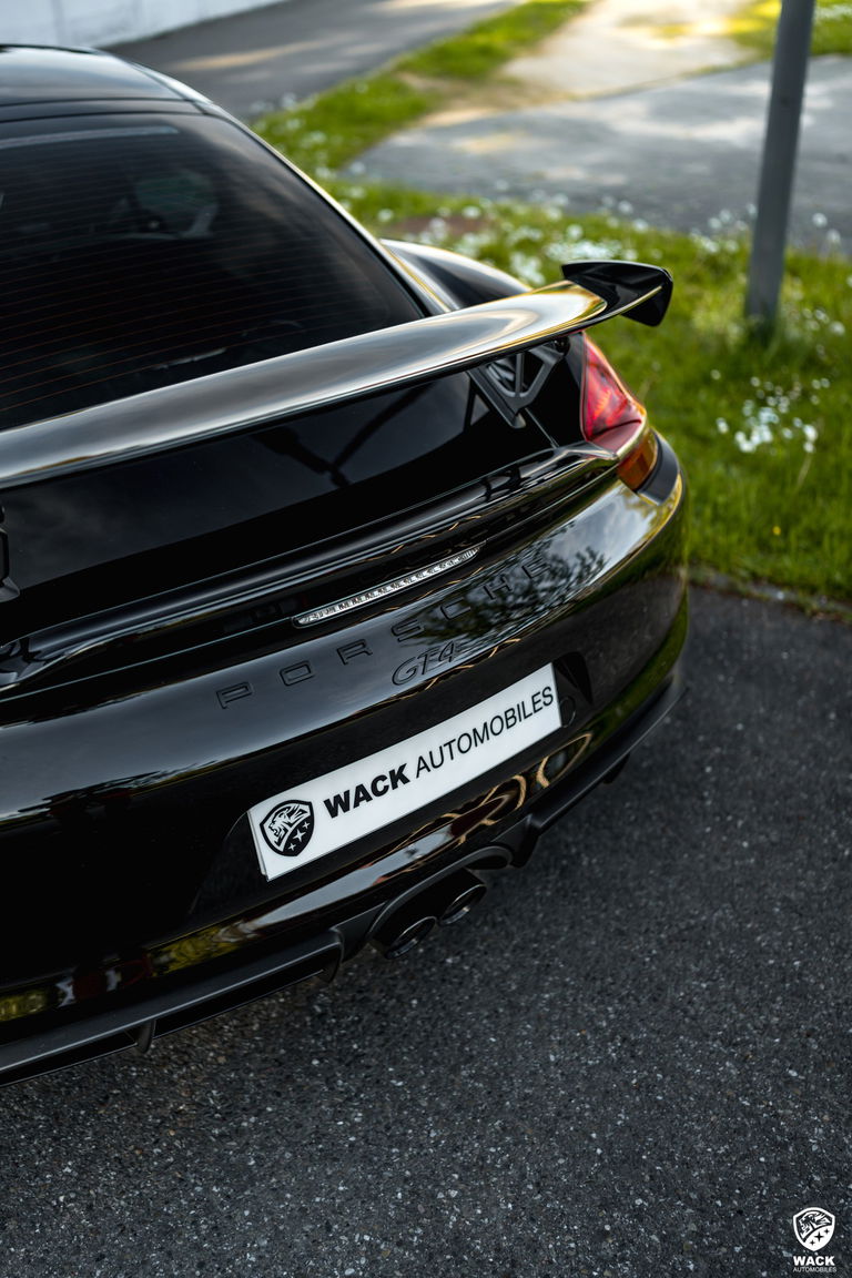 Porsche 981 Cayman GT4