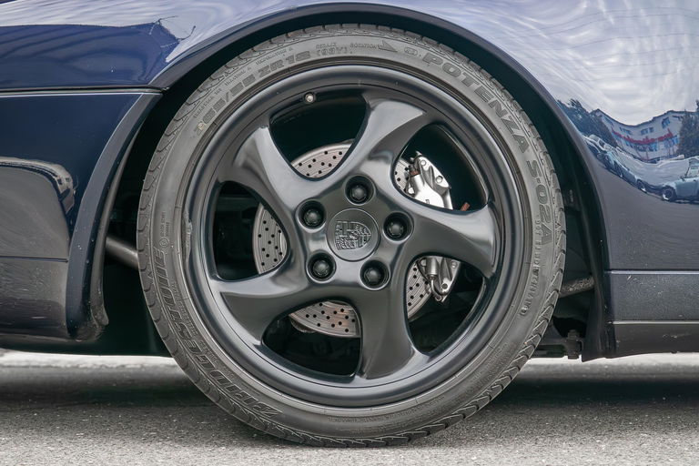 Porsche 993 Carrera 4