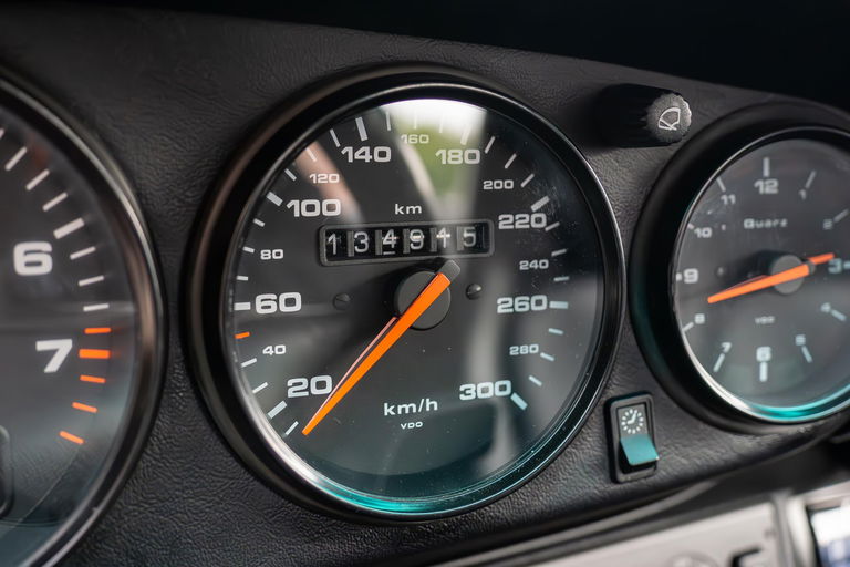 Porsche 993 Carrera 4