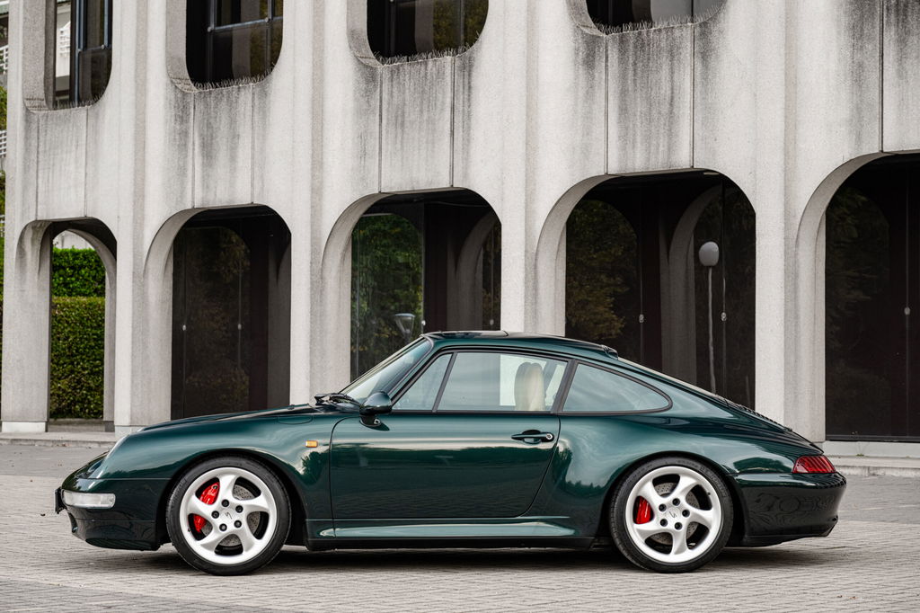 Porsche 993 Carrera 4S