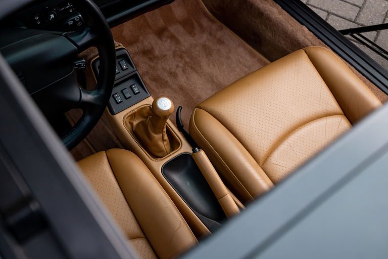 Porsche 993 Carrera 4S