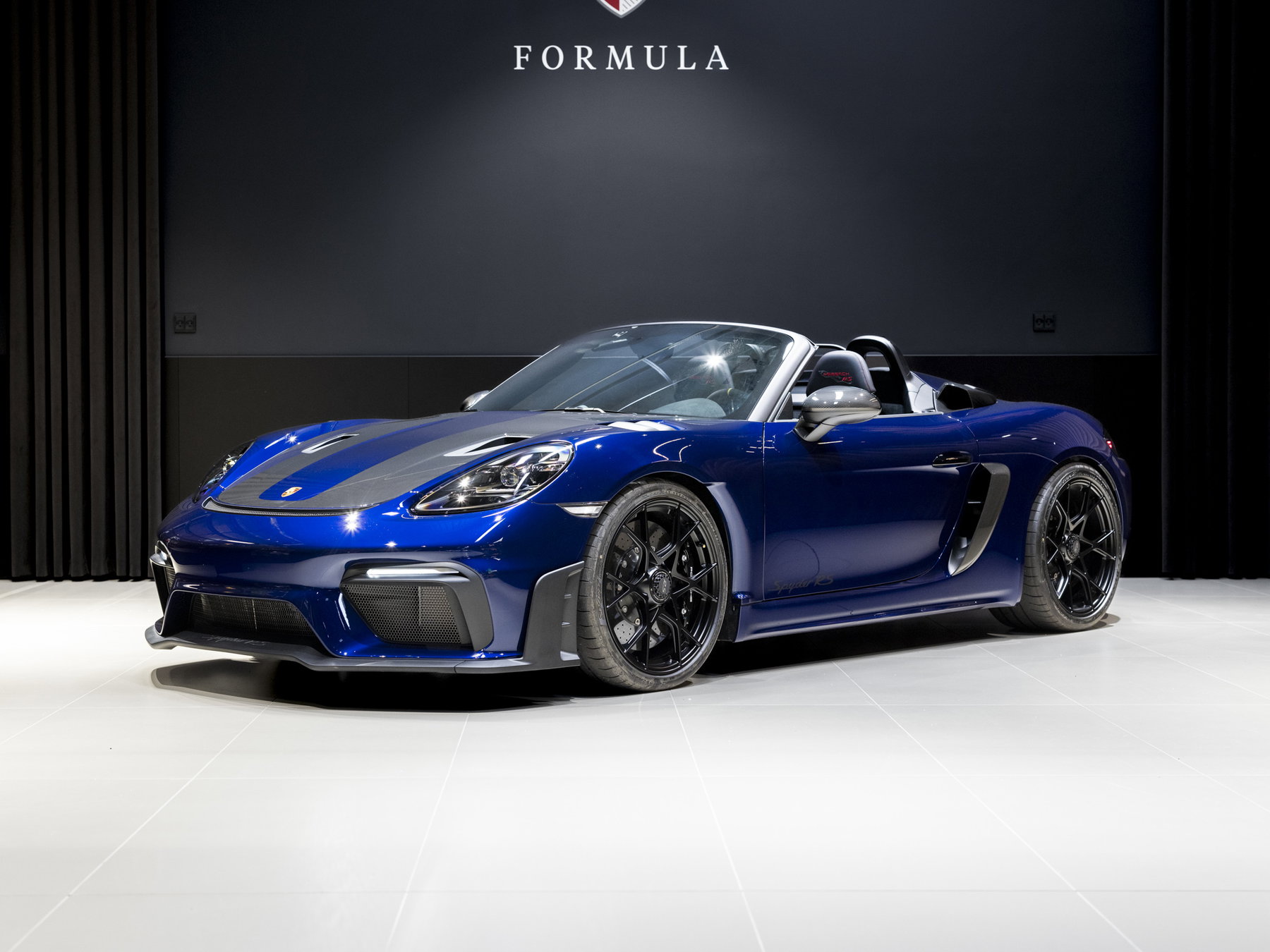 formula_232184_5912_web.jpg?