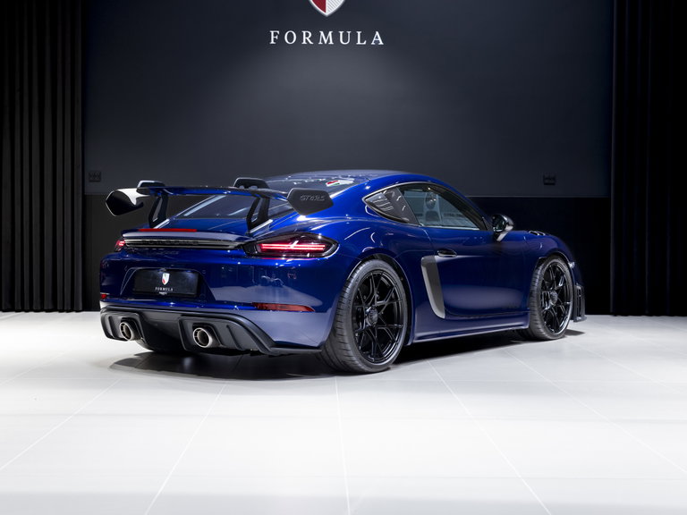 Porsche 718 Cayman GT4 RS