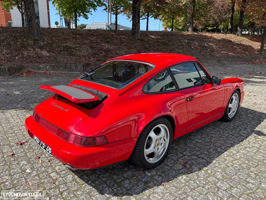 Porsche 964 Carrera 4