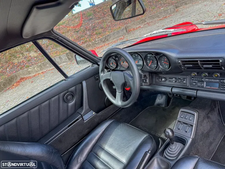 Porsche 964 Carrera 4