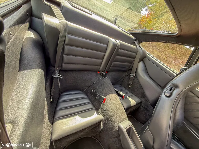 Porsche 964 Carrera 4