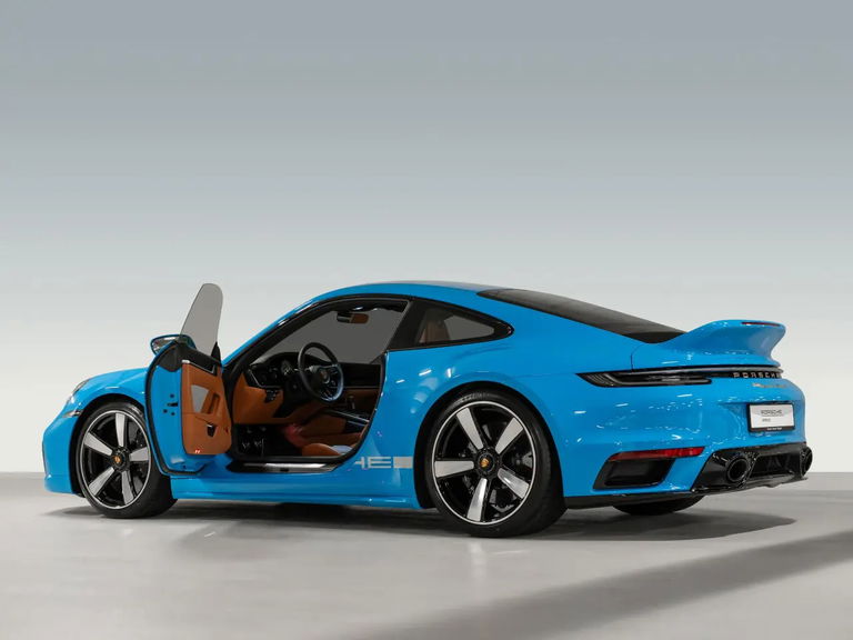 Porsche 992 Sport Classic