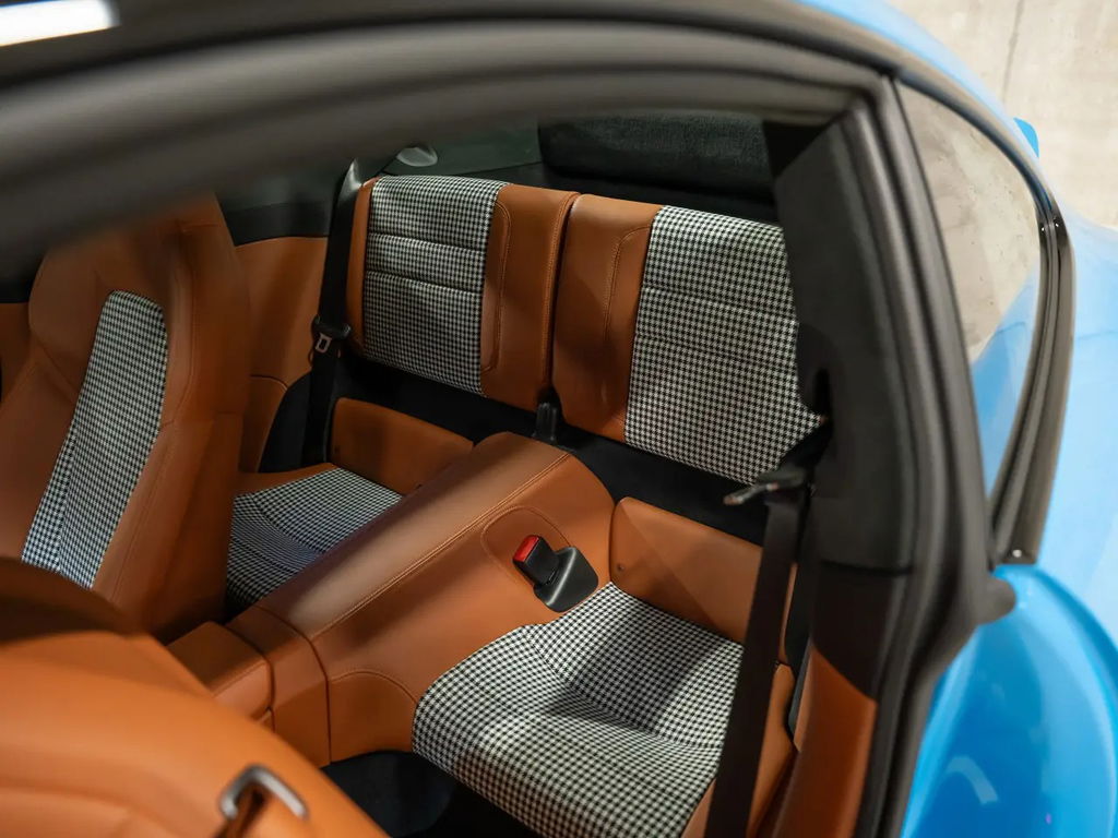 Porsche 992 Sport Classic