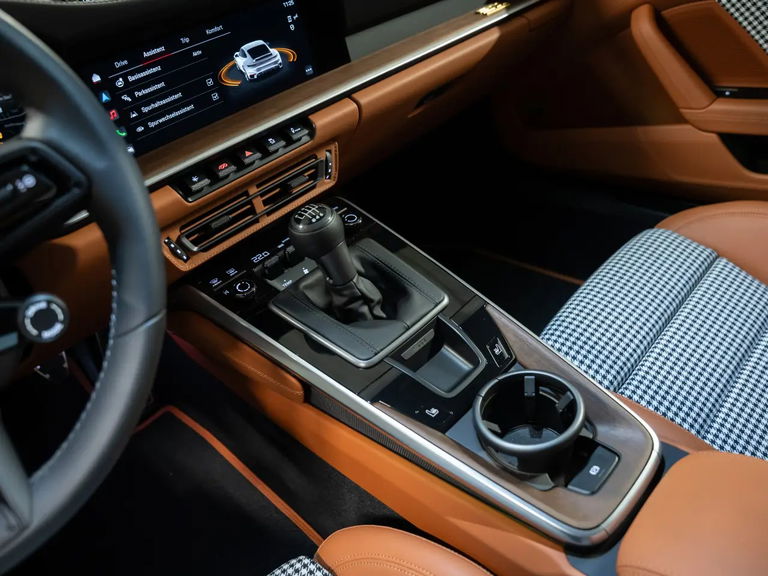 Porsche 992 Sport Classic