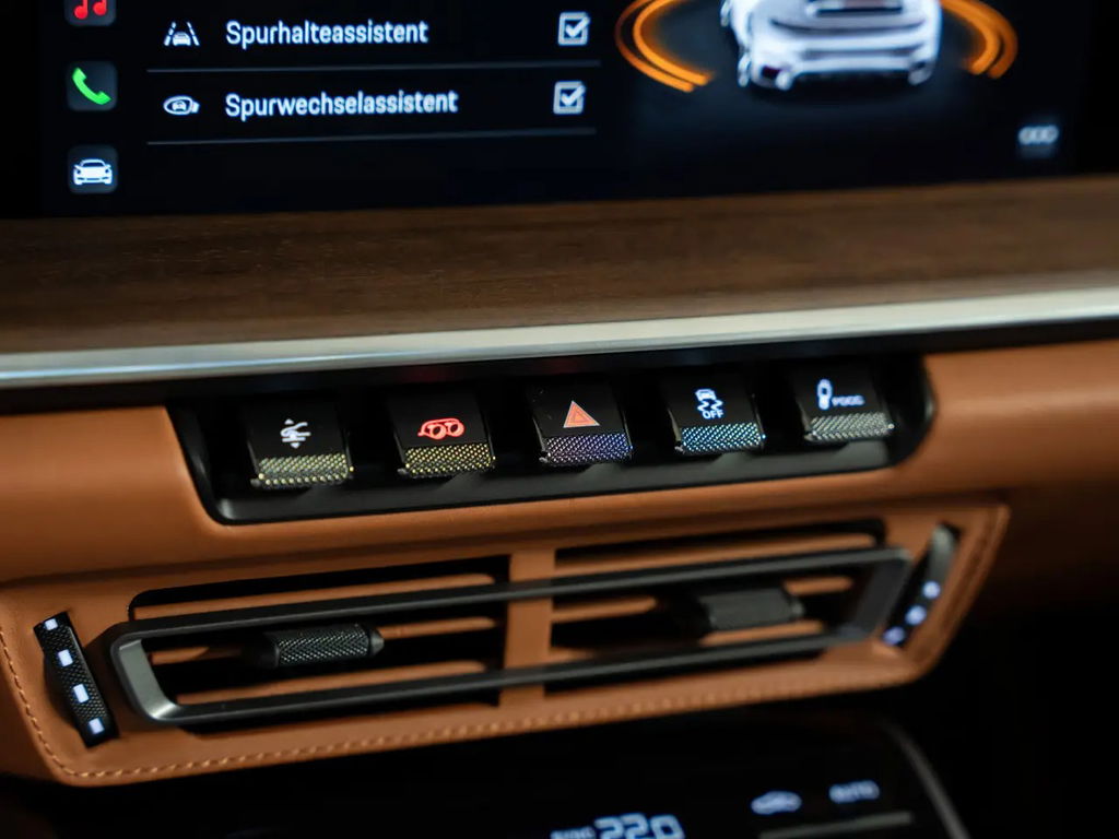 Porsche 992 Sport Classic