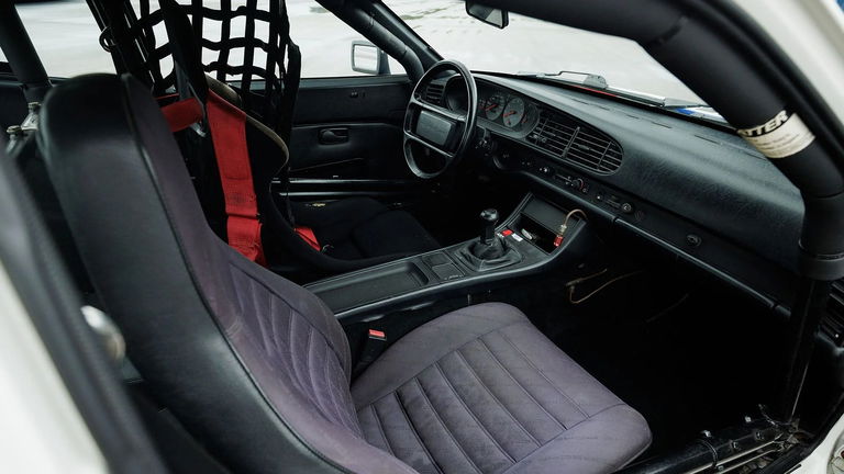 Porsche 944 Turbo Cup