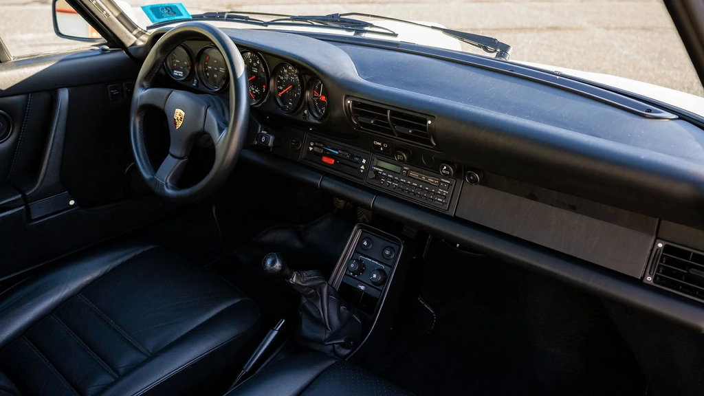 Porsche 911 Turbo 3.3 (US)