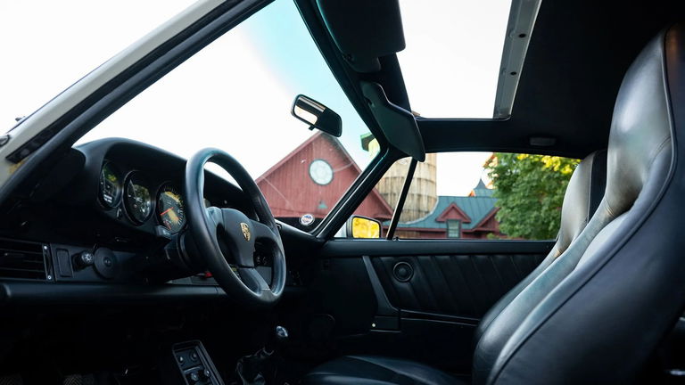 Porsche 911 Turbo 3.3 (US)