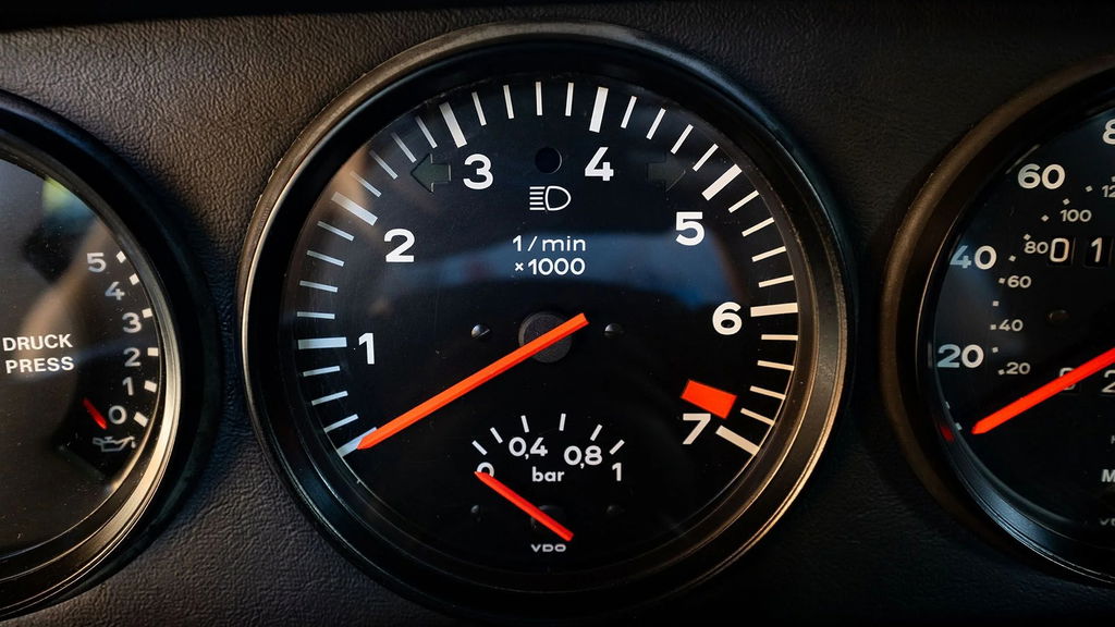 Porsche 911 Turbo 3.3 (US)