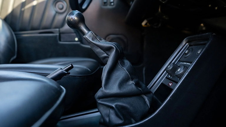 Porsche 911 Turbo 3.3 (US)