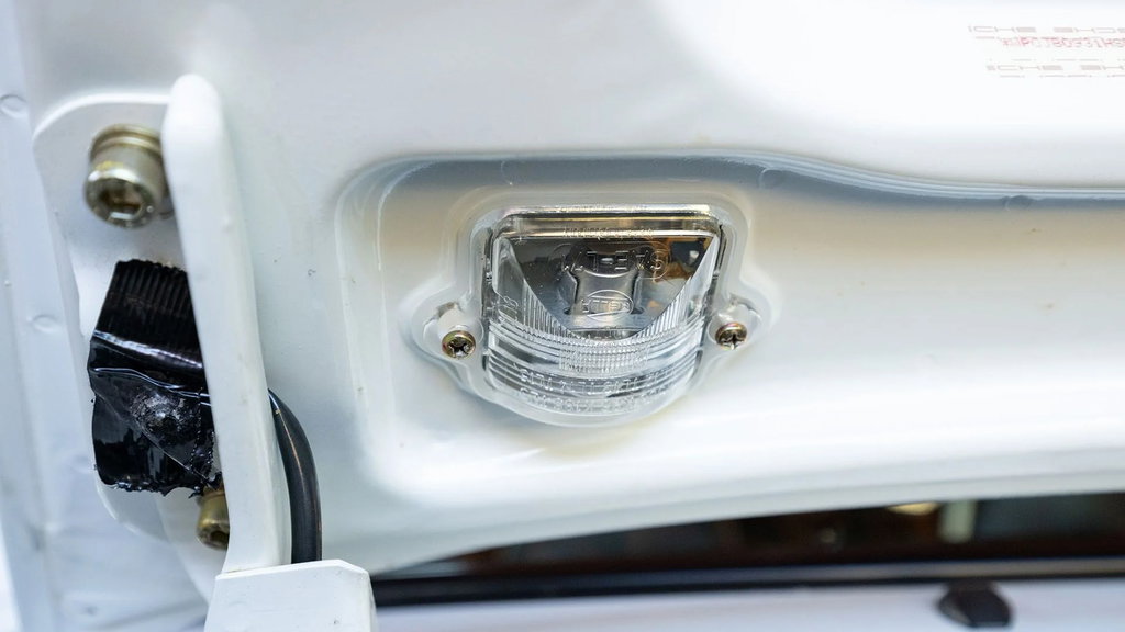 Porsche 911 Turbo 3.3 (US)