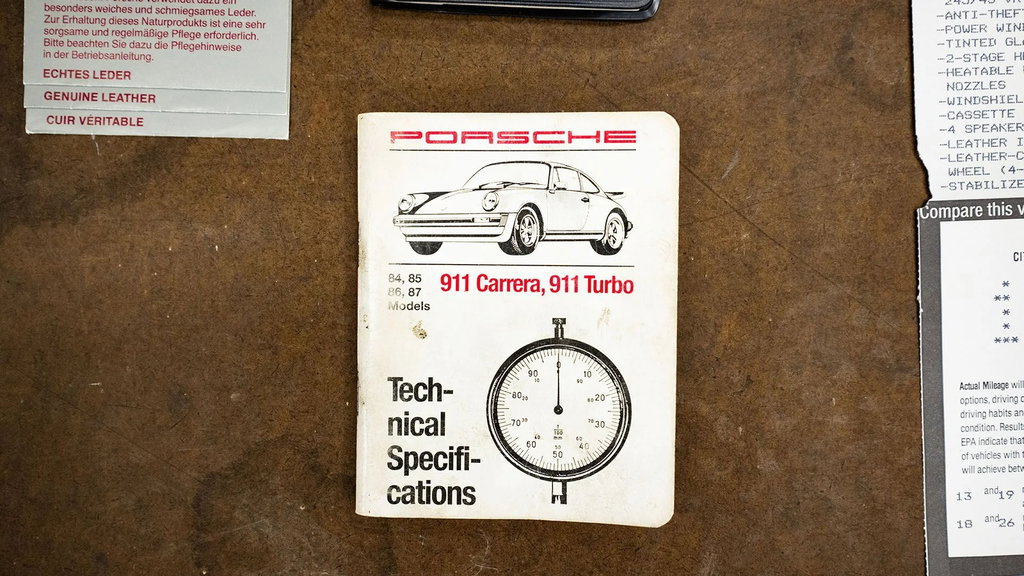 Porsche 911 Turbo 3.3 (US)