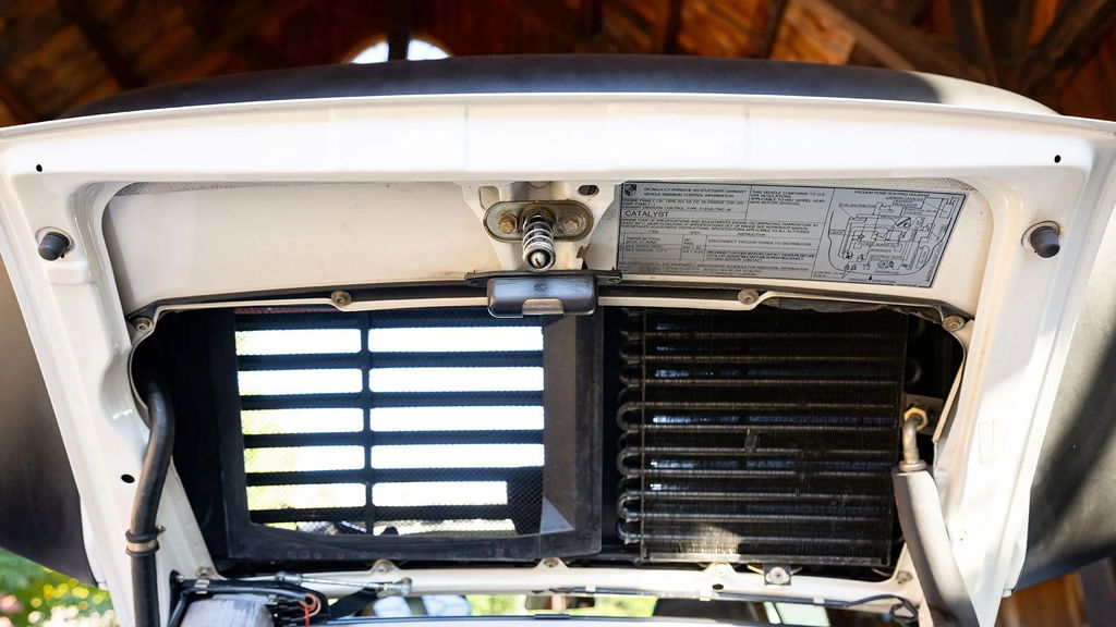 Porsche 911 Turbo 3.3 (US)