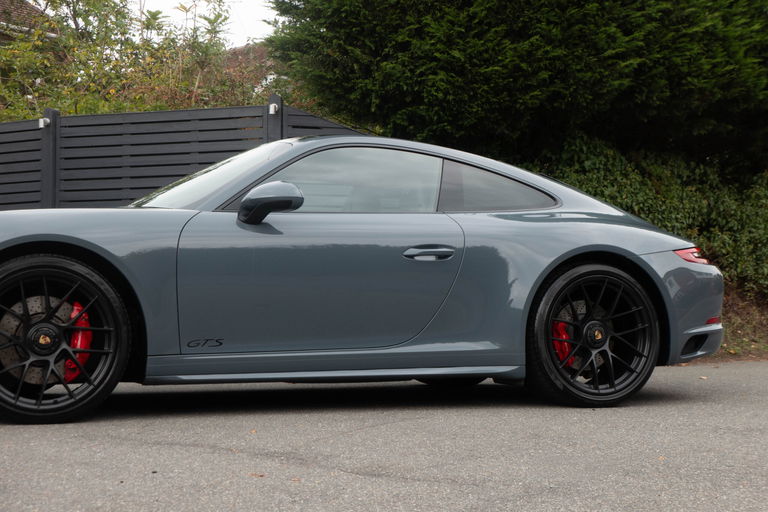 Porsche 991.2 Carrera 4 GTS