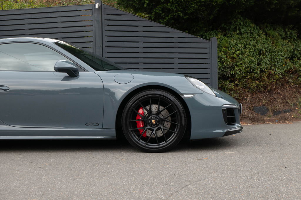 Porsche 991.2 Carrera 4 GTS
