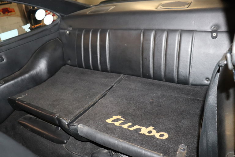 Porsche 911 Turbo 3.3