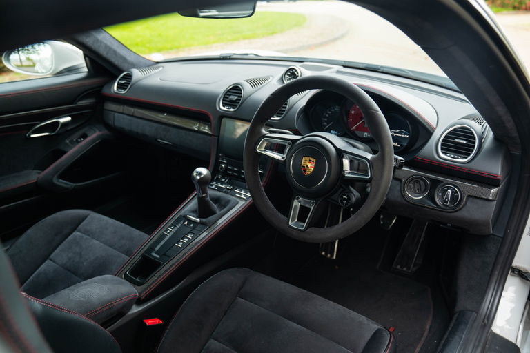 Porsche 718 Cayman GTS 4.0