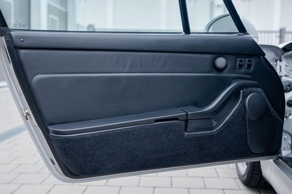 Porsche 993 Carrera 4S