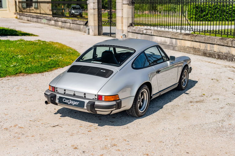 Porsche 911 “25 Jahre Jubiläumsmodell”