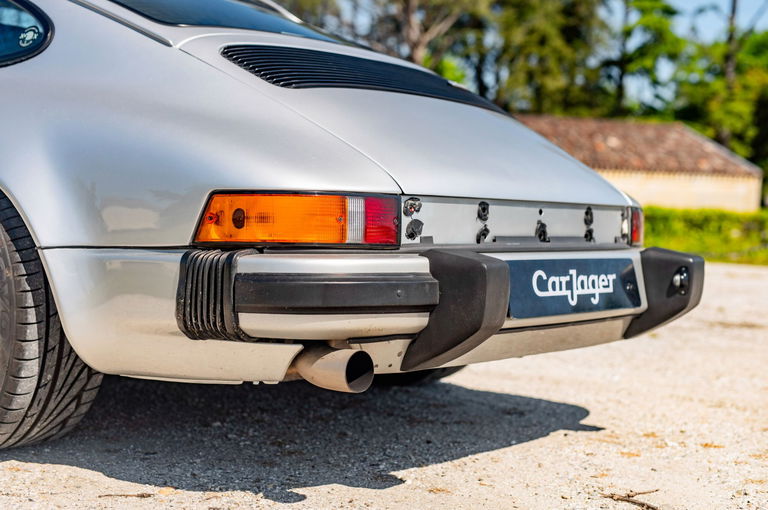 Porsche 911 “25 Jahre Jubiläumsmodell”