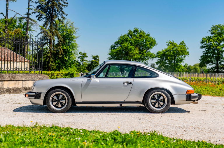 Porsche 911 “25 Jahre Jubiläumsmodell”